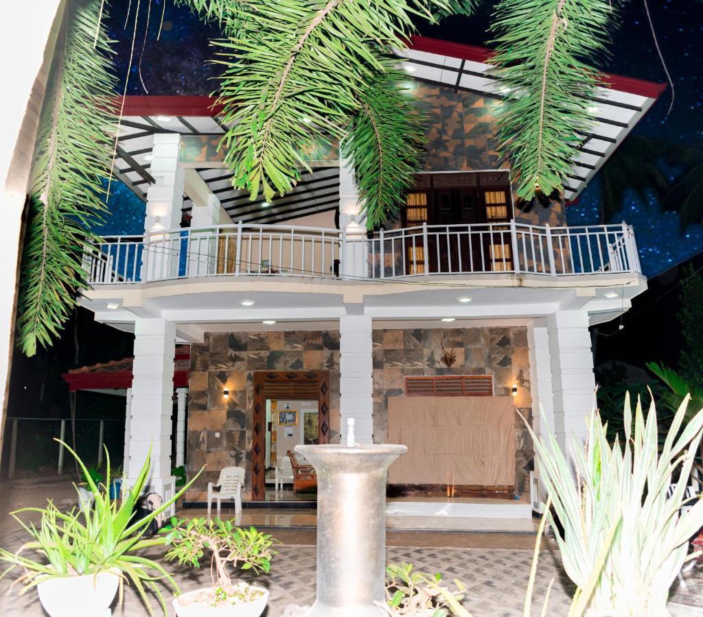 House Of Richness Hotel Negombo Ngoại thất bức ảnh