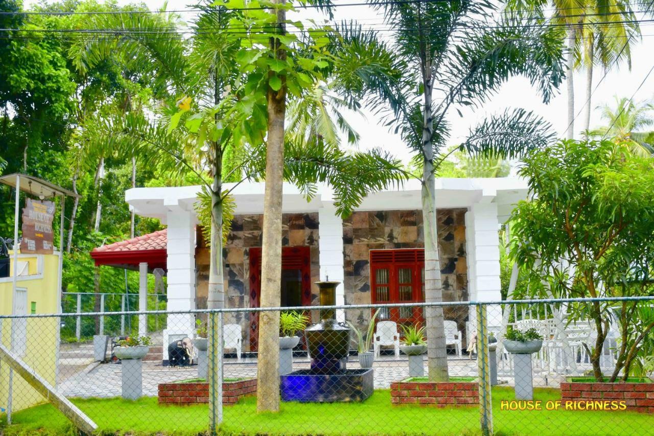 House Of Richness Hotel Negombo Ngoại thất bức ảnh