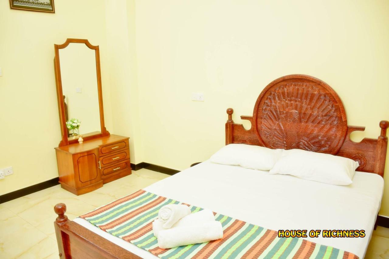 House Of Richness Hotel Negombo Ngoại thất bức ảnh