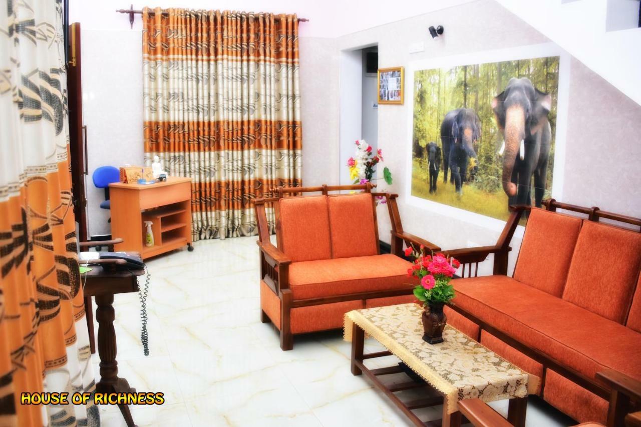 House Of Richness Hotel Negombo Ngoại thất bức ảnh