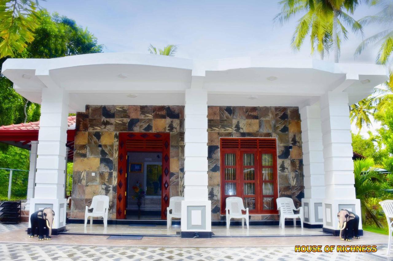 House Of Richness Hotel Negombo Ngoại thất bức ảnh